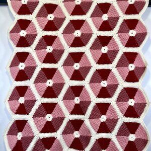 Vintage Handmade Crochet Hexagon Blanket Pink White Granny Geometric Valentines